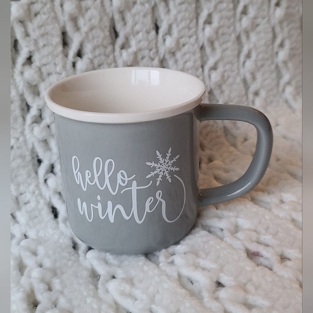 Beautiful 'Hello Winter' Mug ❄️